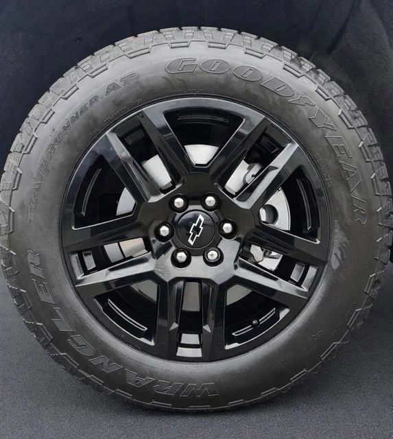 Used 2024 Chevrolet Silverado 1500 RST AWD/4WD image 27