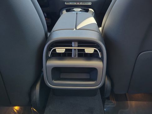 New 2026 Mercedes-Benz E 350 Sedan image 9