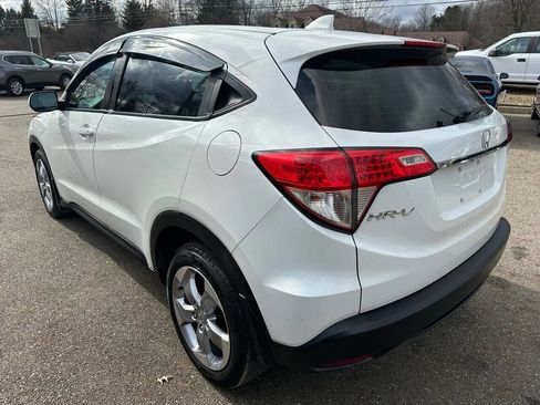 Used 2021 Honda HR-V LX image 4