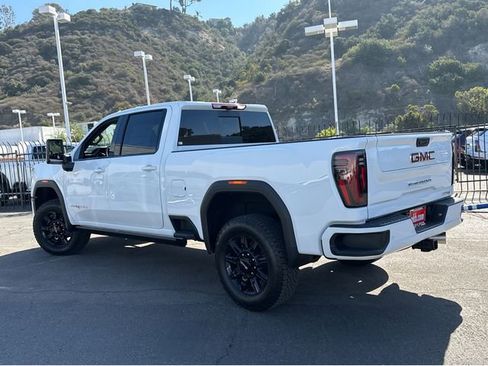 New 2026 GMC Sierra 2500 AT4 w/ AT4 Premium Plus Package image 3