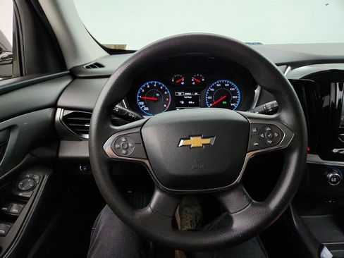 Used 2019 Chevrolet Traverse LS FWD image 16