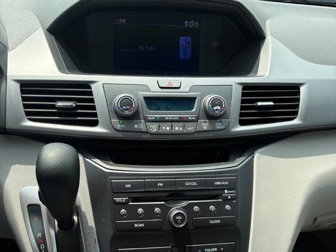 Used 2013 Honda Odyssey EX image 16
