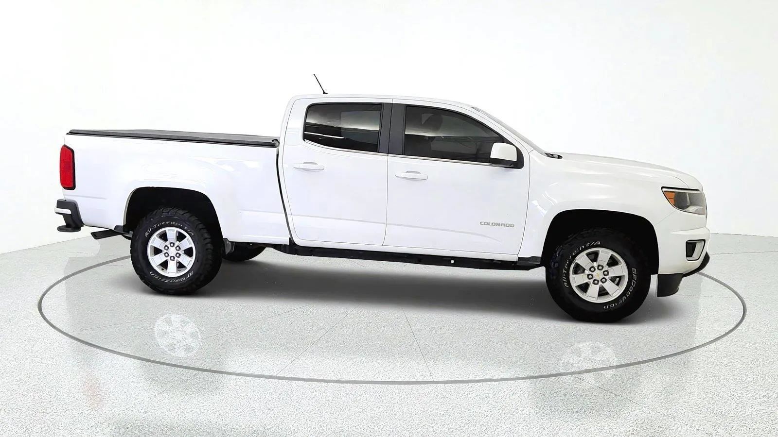 Used 2020 Chevrolet Colorado W/T w/ WT Convenience Package RWD image 10