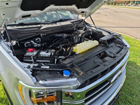 Used 2022 Ford F150 Lariat w/ Trailer Tow Package AWD/4WD image 39