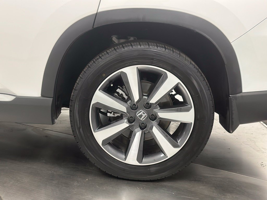 Used 2025 Honda Pilot Touring image 25