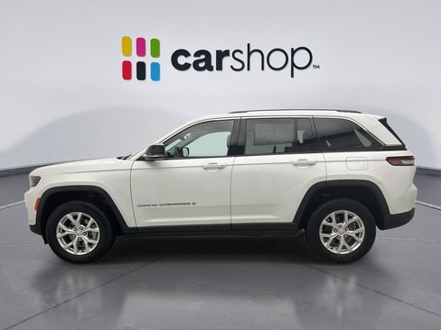 Used 2023 Jeep Grand Cherokee Limited image 2