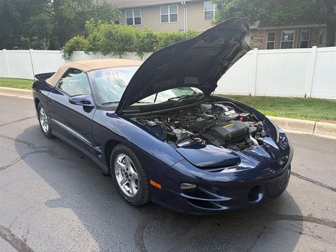 Used 2002 Pontiac Firebird Trans Am RWD image 27