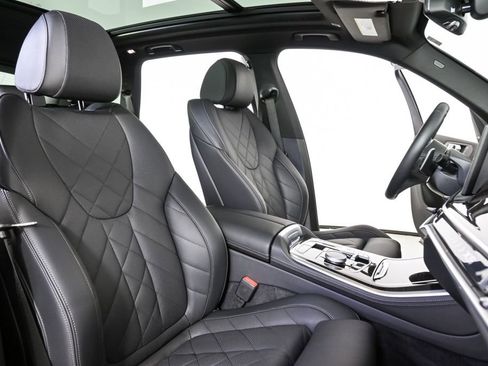 Used 2024 BMW X5 xDrive40i w/ M Sport Package image 24