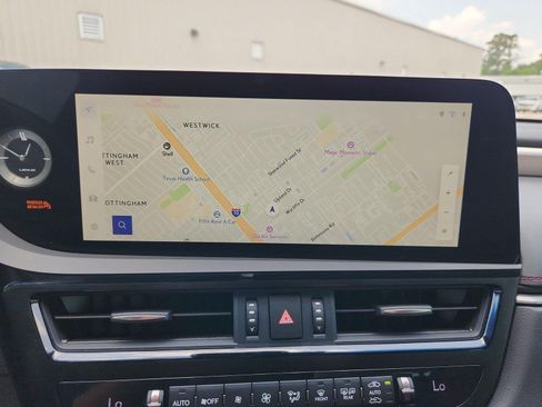 Used 2024 Lexus ES 350 F Sport w/ Accessory Package (Z2) FWD image 14