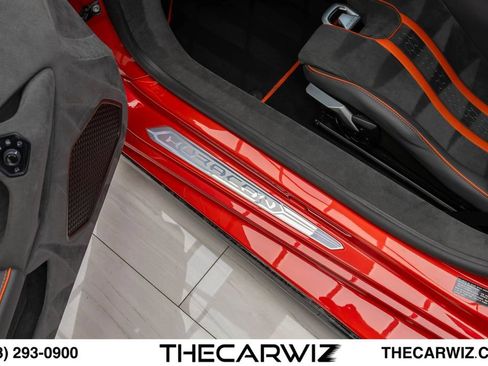Used 2023 Lamborghini Huracan Tecnica RWD image 52