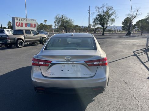 Used 2013 Toyota Avalon Limited FWD image 4