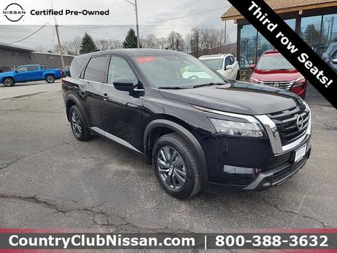 Certified 2024 Nissan Pathfinder S image 1
