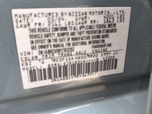 Certified 2024 Nissan Sentra SV FWD image 23
