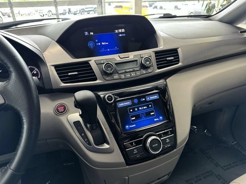 Used 2015 Honda Odyssey EX-L image 21