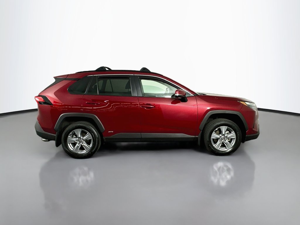 Used 2025 Toyota RAV4 XLE w/ Convenience Package AWD/4WD image 9