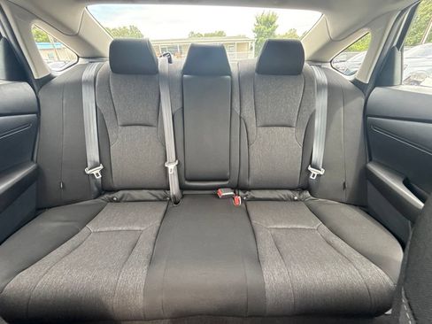 Used 2023 Honda Accord EX image 7