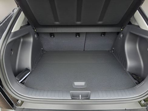 New 2026 Hyundai Kona SEL Premium image 29