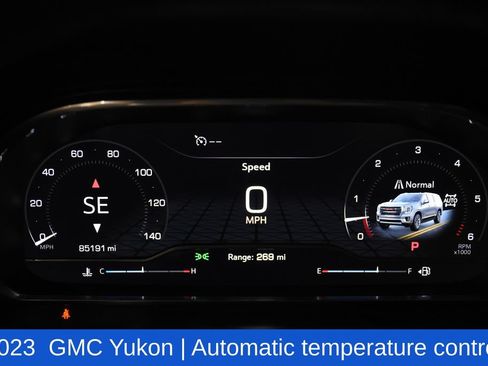 Used 2023 GMC Yukon SLT w/ SLT Premium Package AWD/4WD image 12
