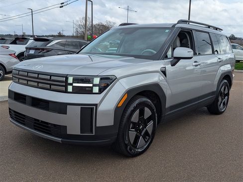 Certified 2025 Hyundai Santa Fe SEL image 4