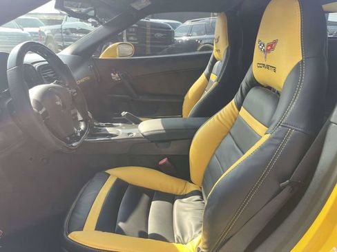 Used 2008 Chevrolet Corvette Coupe w/ Preferred Equipment Group RWD image 19