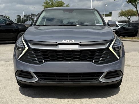 Used 2025 Kia Sportage LX image 11