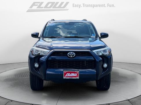 Certified 2019 Toyota 4Runner SR5 AWD/4WD image 3