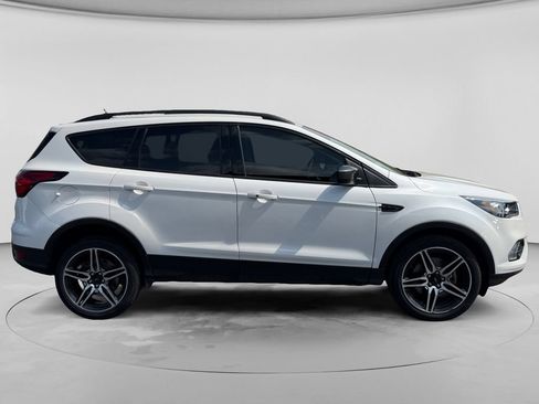 Used 2019 Ford Escape SEL AWD/4WD image 11