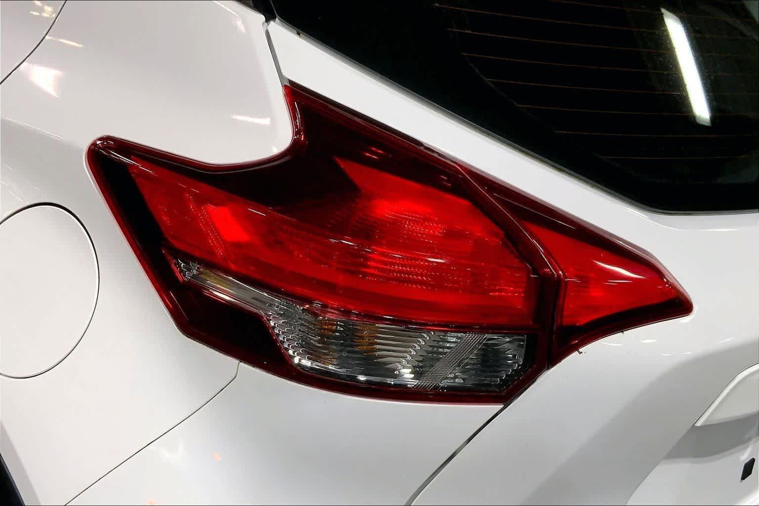 Used 2020 Nissan Kicks S FWD image 29