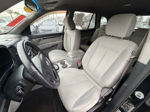 Used 2009 Hyundai Santa Fe GLS image 11