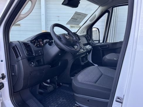 New 2026 RAM ProMaster 2500 w/ Convenience Group image 8