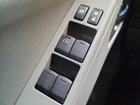 Used 2016 Nissan Frontier SV w/ SV Value Truck Package image 27