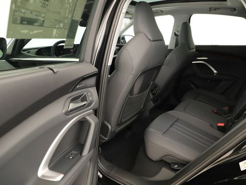 New 2025 Audi Q5 Prestige image 27