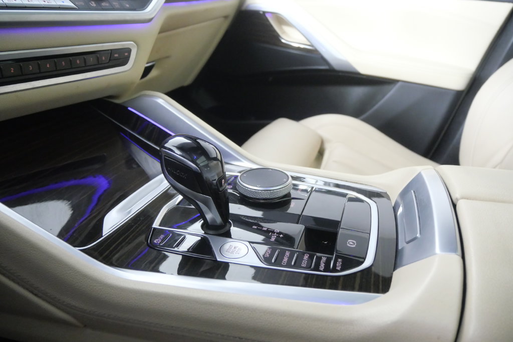 Used 2021 BMW X6 sDrive40i w/ M Sport Package RWD image 24
