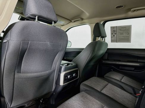 Used 2022 Ford Expedition XLT RWD image 38