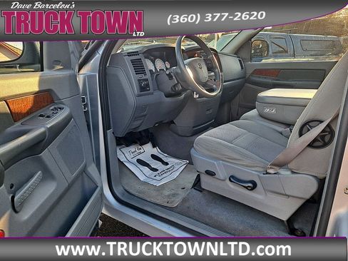 Used 2006 Dodge Ram 1500 Truck SLT image 12