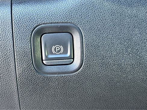 Used 2022 Chevrolet Silverado 1500 RST w/ Safety Package image 25