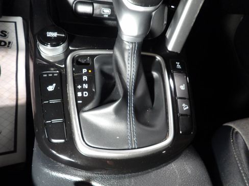 Used 2023 Kia Seltos S AWD/4WD image 20