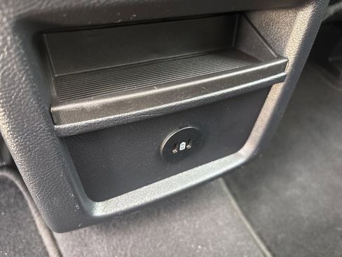 Used 2023 Ford Edge SEL image 19