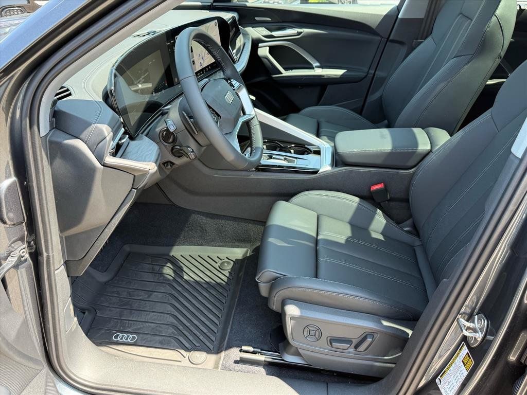 New 2026 Audi Q5 Premium AWD/4WD image 10