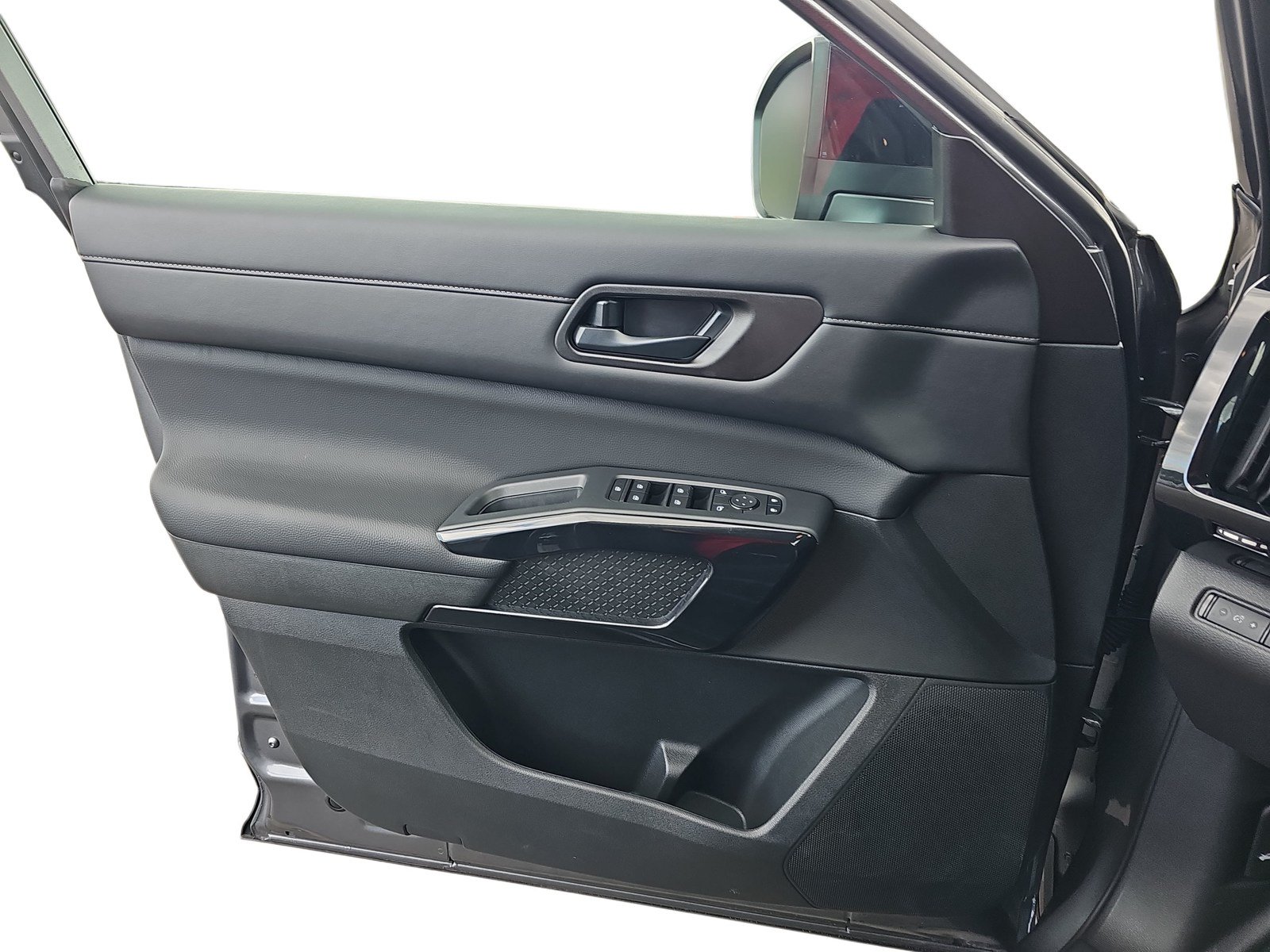 Used 2026 Nissan Pathfinder SV FWD image 23