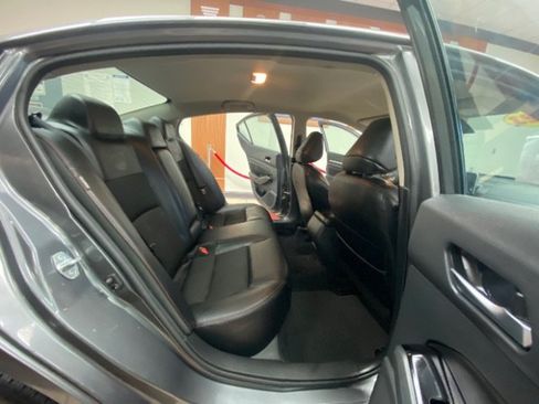Used 2023 Nissan Altima 2.5 SR FWD image 11