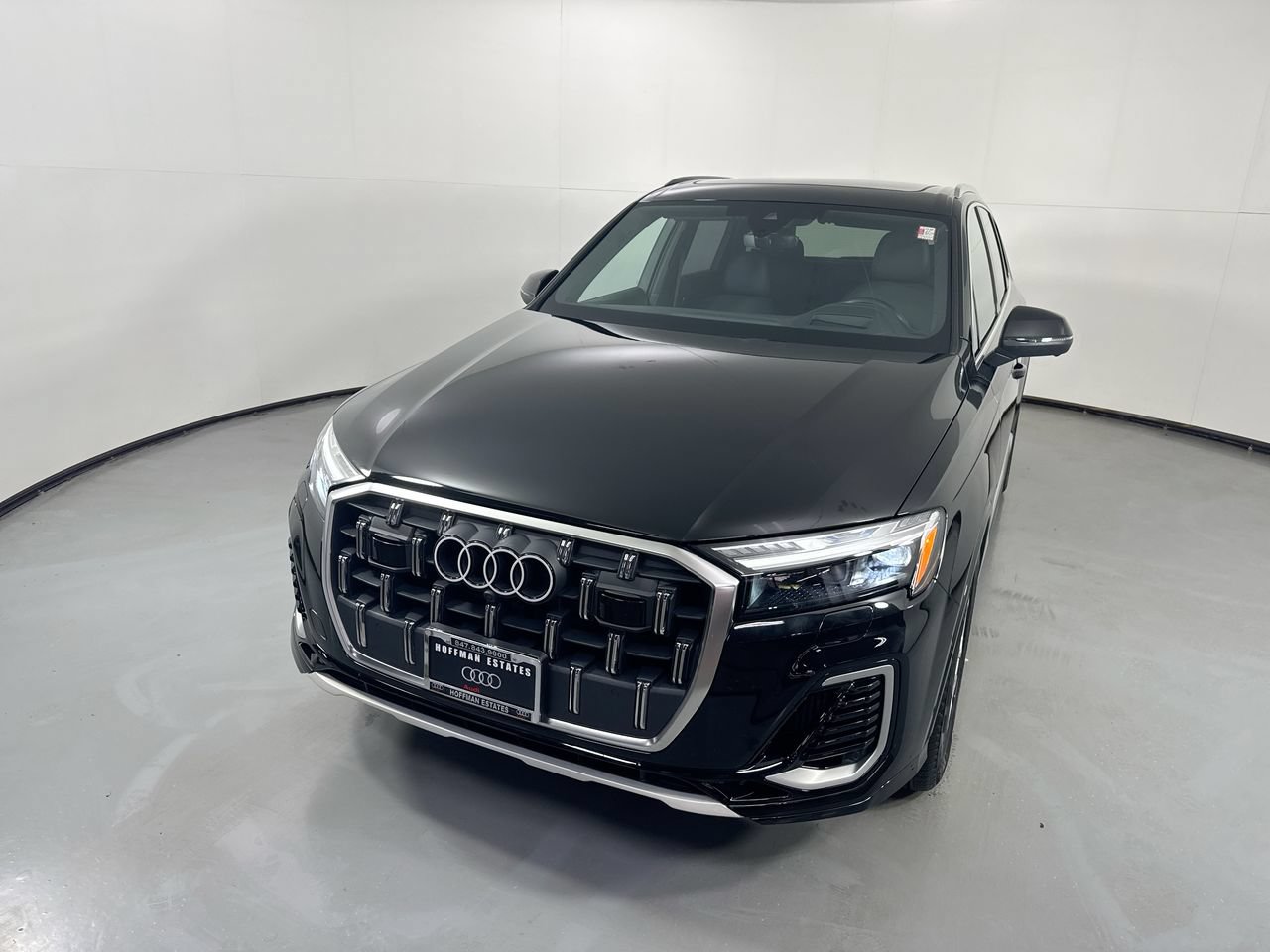 Used 2025 Audi Q7 3.0T Prestige w/ Prestige Package AWD/4WD image 32
