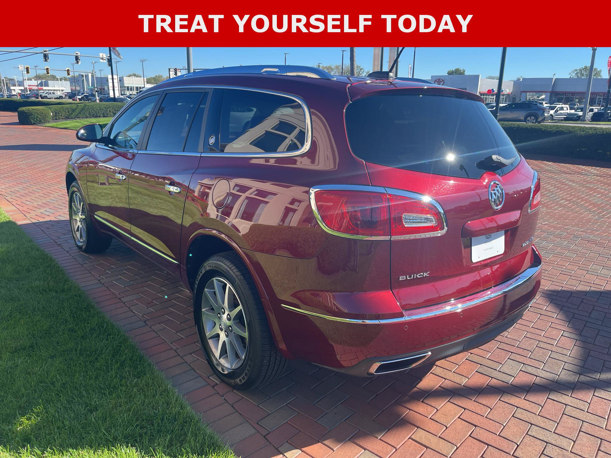 Used 2017 Buick Enclave Convenience FWD image 10
