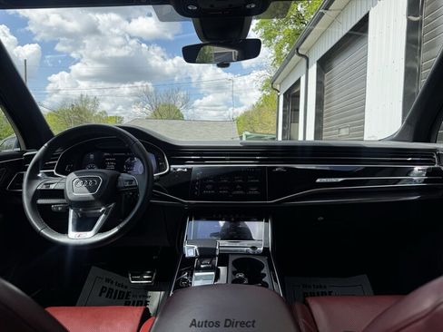 Used 2022 Audi SQ7 Prestige AWD/4WD image 52