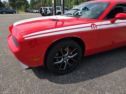Used 2010 Dodge Challenger R/T image 24