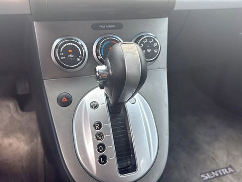 Used 2012 Nissan Sentra 2.0 SR w/ Special Edition Pkg image 17