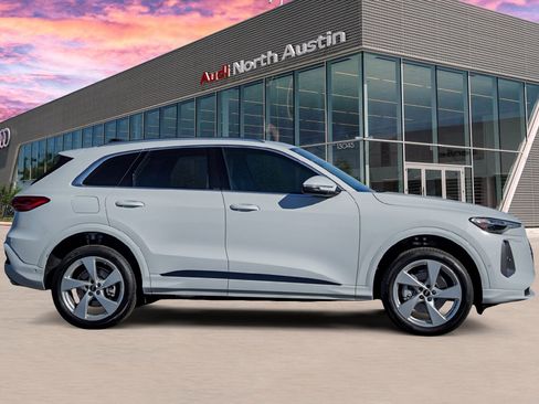 New 2025 Audi Q5 Premium Plus image 3