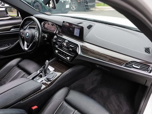 Used 2017 BMW 530i xDrive AWD/4WD image 53