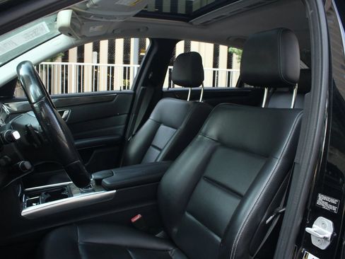 Used 2014 Mercedes-Benz E 350 Sedan image 16