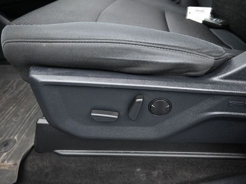 Certified 2022 Ford F150 XLT w/ Equipment Group 302A High image 12